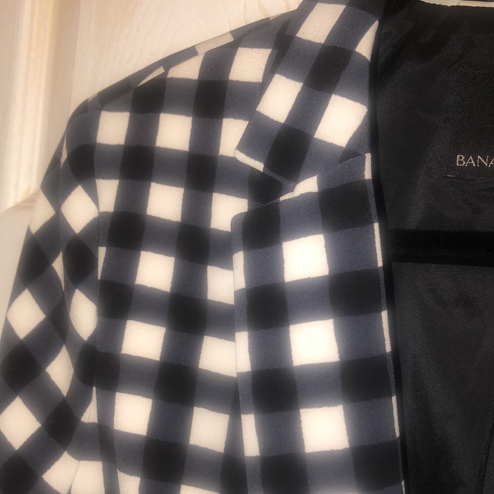 Banana Republic Black White Navy Plaid Gingham Blazer sz 8 single button close - Picture 4 of 4